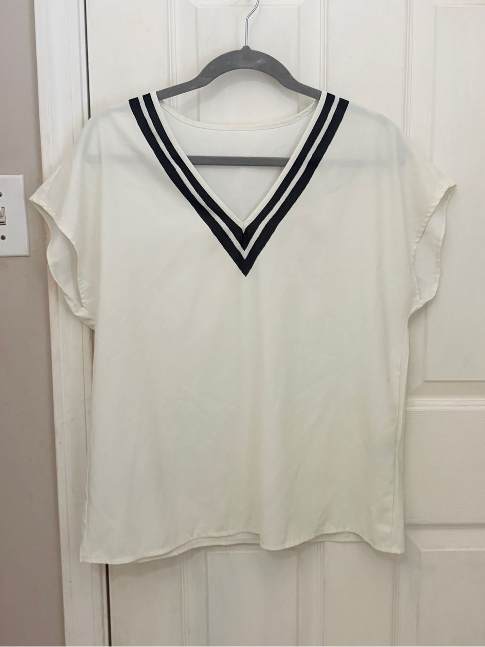 SHEIN Sheer White Short Sleeve V-Neck Blouse